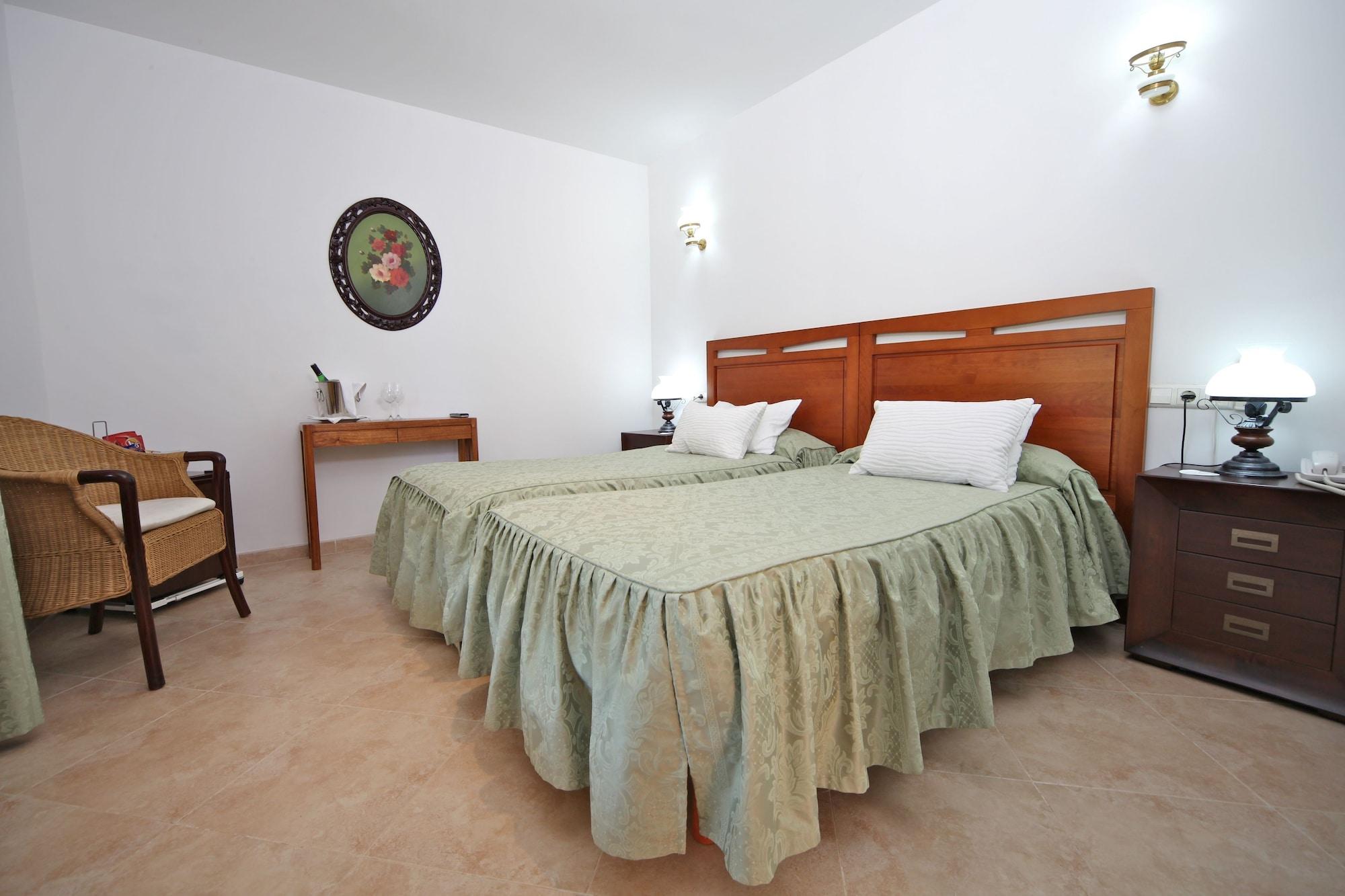 Agroturismo Son Galceran (Adults Only) Esporles Dış mekan fotoğraf